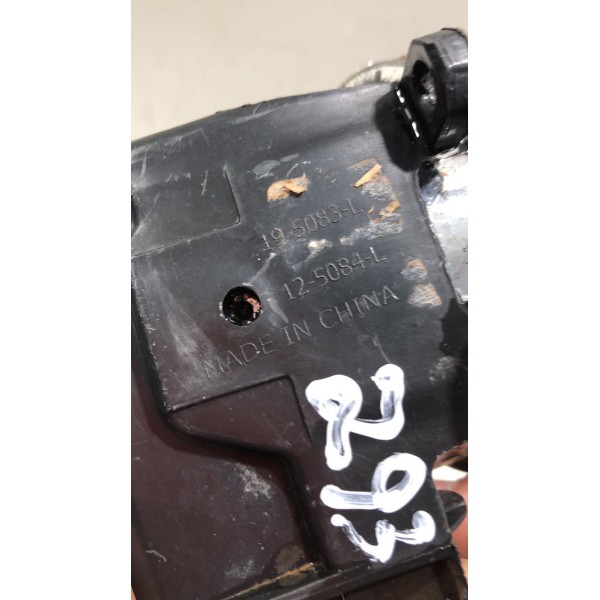 Farol De Milha Esquerdo Toyota Hilux 2017 2018 2019 2020
