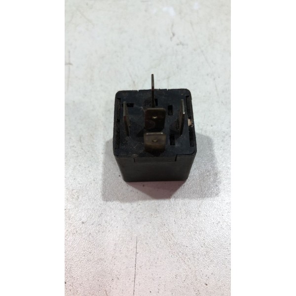 Relé Auxiliar 5 Pinos Corsa Celta Vectra Omega Gm 90191753