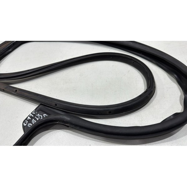 Guarnição Borracha Porta Traseira Direita Gm Onix 2013 2019
