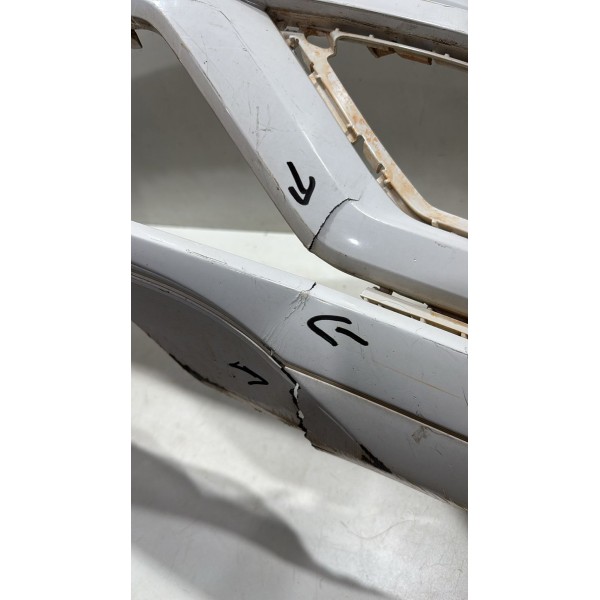 Parachoque Dianteiro Vw Saveiro G7 G8  5u0807221q Detalhes