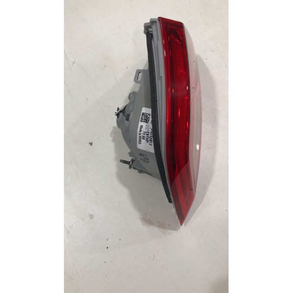 Lanterna Tampa Traseira Esquerda Cruze Sedan 16 Á 19 Orig Gm