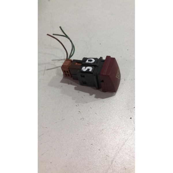 Botão Pisca Alerta Peugeot 207 Original 96472122k Vermelho Botão Pisca Alerta Peugeot 207 Original 96472122k Vermelho