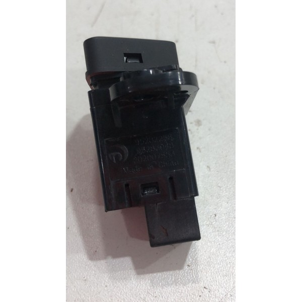 Botão Pisca Alerta Interruptor Gm Cobalt Cruze 2012 A 2016