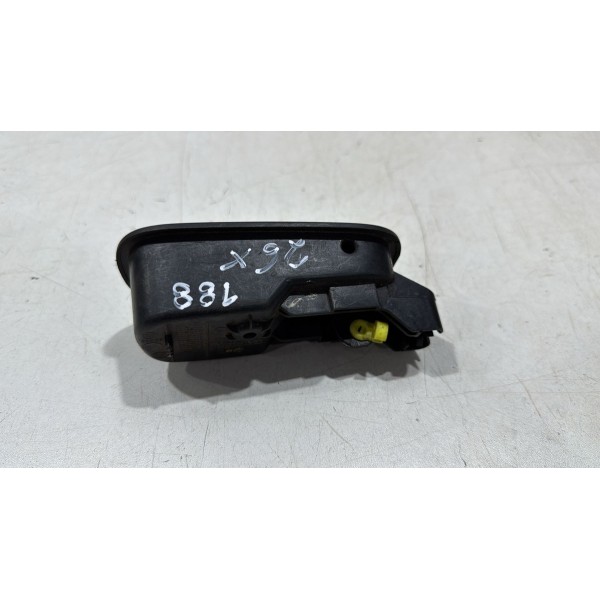 Maçaneta Interna Porta Esquerda Fiat Mobi Uno 100185744 Dianteira/traseira Maçaneta Interna Porta Esquerda Fiat Mobi Uno 100185744 Dianteira/traseira