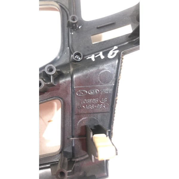Moldura Multimídia Comando Ar Cond Hyundai I30 2010 2011 12