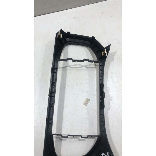 Moldura Central Painel Multimídia Gm Onix 2013 2019 94749982