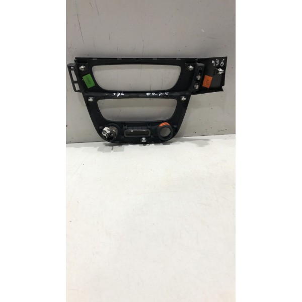 Moldura Comando Ar Rádio Renault Fluence 682607037r