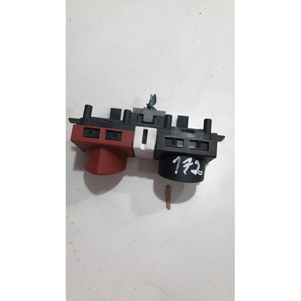 Botão Pisca Alerta / Trava Renault Megane 2007 A 2013