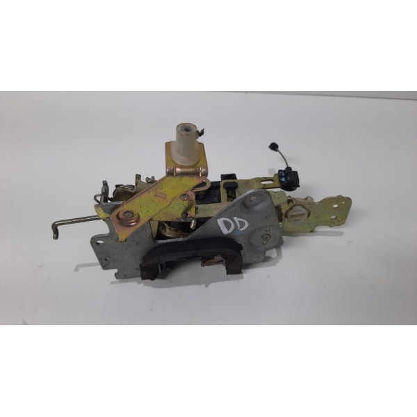 Fechadura Manual Dianteira Direita Volkswagen Fox 2004 2005