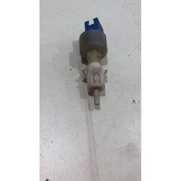 Interruptor Pedal Freio Fiat Uno Vivace 2014/15 Trw0246 Interruptor Pedal Freio Fiat Uno Vivace 2014/15 Trw0246