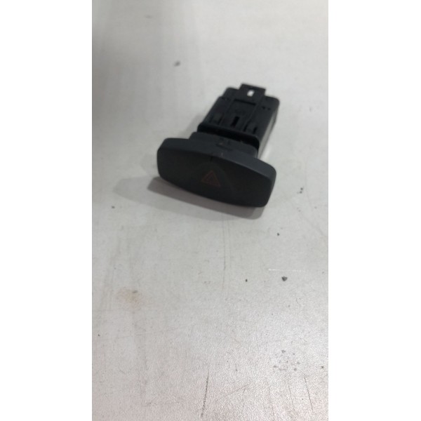 Botão Pisca Alerta Renault Symbol Clio Duster 2011 Á 2013