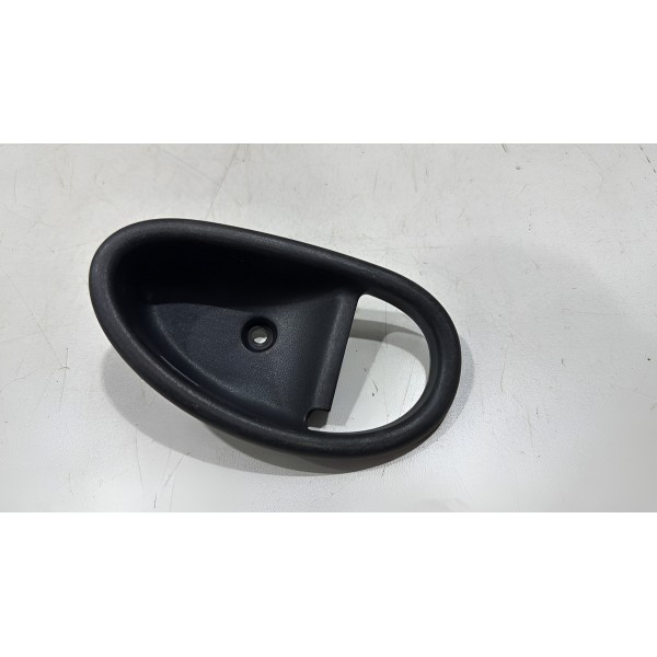 Moldura Maçaneta Interna Lado Direito Palio 1996 Á 2007 Dianteira/traseira