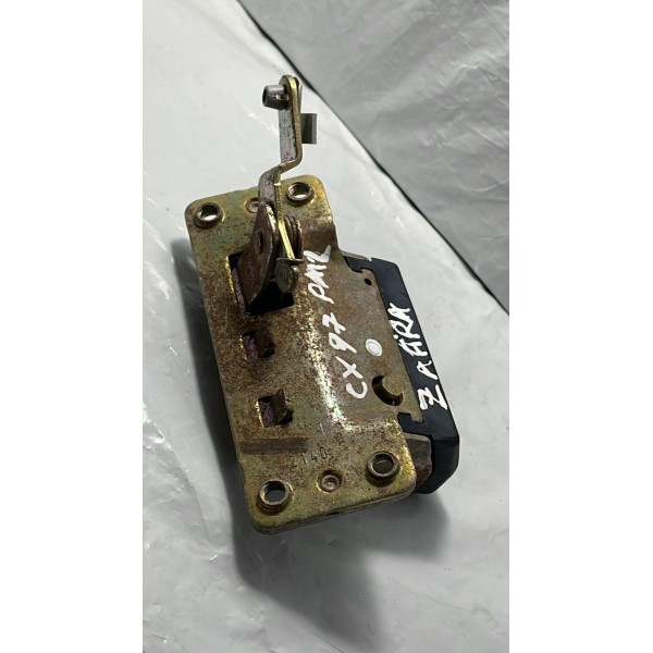 Fechadura Interna Porta Malas Zafira 2001 Á 2012 Original
