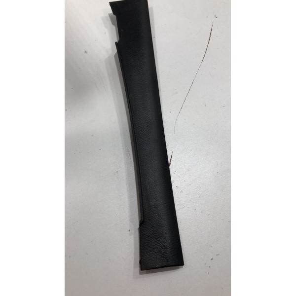 Acabamento Coluna Porta Dianteira Esquerda Fiat Toro 2019