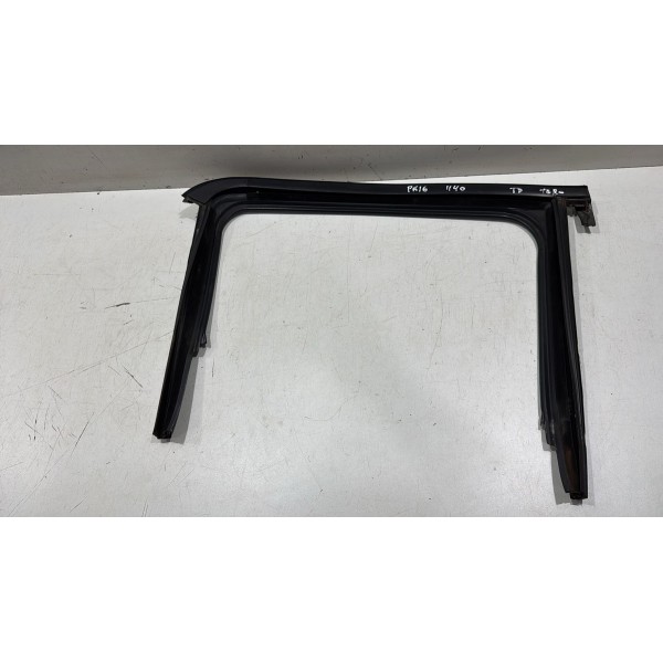 Canaleta De Vidro Traseira Direita Fiat Toro Borracha