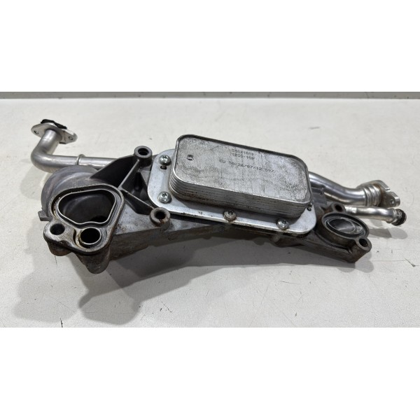 Suporte Resfriador Oleo Motor Gm Tracker Cruze Sonic 1.8 1.6