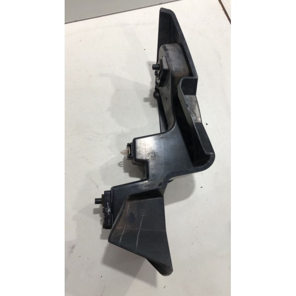 Suporte Guia Parachoque Traseiro Esquer Ford Fusion 13 14 15