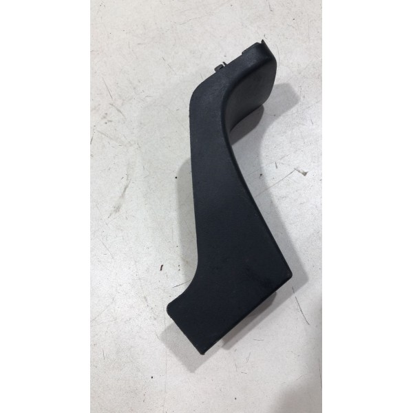 Moldura Interna Inferior Diant Esq Mitsubishi Outlander 2015