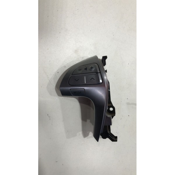 Botão Comando Som Volante Esquerdo Toyota Hilux 2012 Á 2015