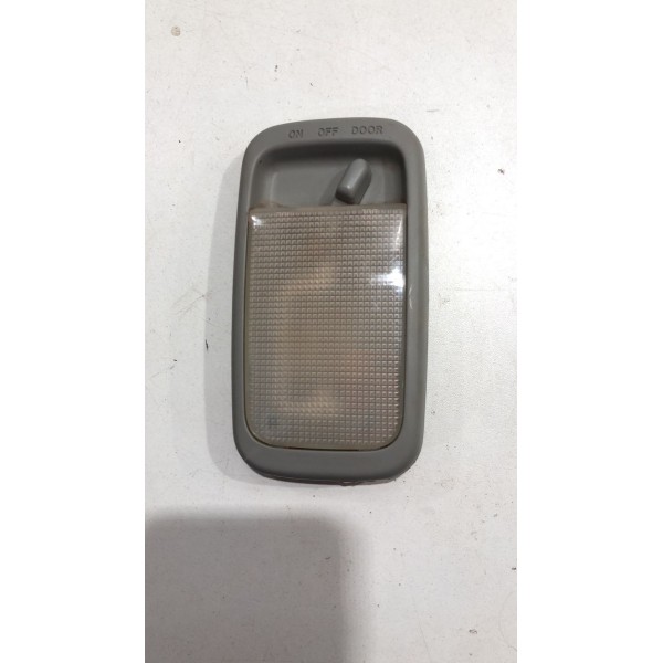 Luz Cortesia Teto Toyota Hilux 2005 A 2015