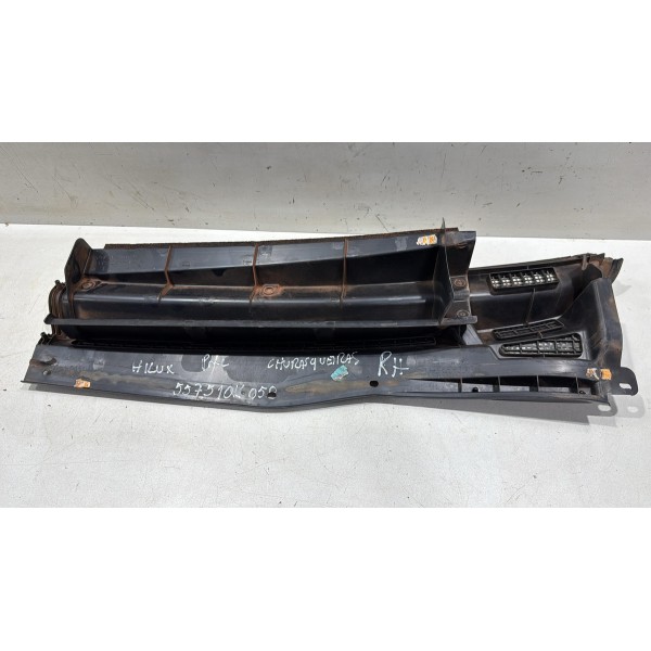 Grade Churrasqueira Parabrisa Direita Hilux  2006 A 2015 Grade Churrasqueira Parabrisa Direita Hilux  2006 A 2015