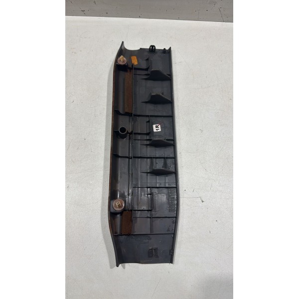 Acabamento Soleira Traseira Direita Toyota Hilux 2005 2015
