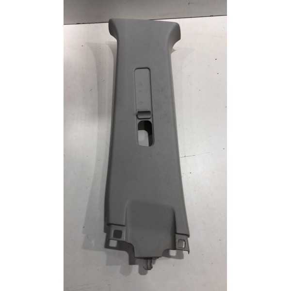 Acabamento Coluna Central Esquerda Hilux 2006 2008 2010 2011