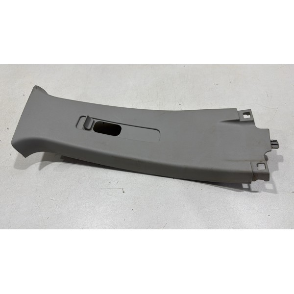 Moldura Coluna Lado Direito Toyota Hilux 2006 2012 A 2015