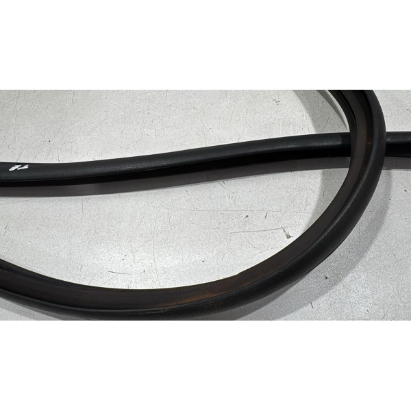 Canaleta Vidro Porta Traseira Direita Hilux Sw4 2005 A 2015 Canaleta Vidro Porta Traseira Direita Hilux Sw4 2005 A 2015