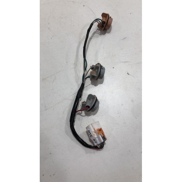 Chicote Da Lanterna Traseira Toyota Hilux 2005 2012 Á 2015