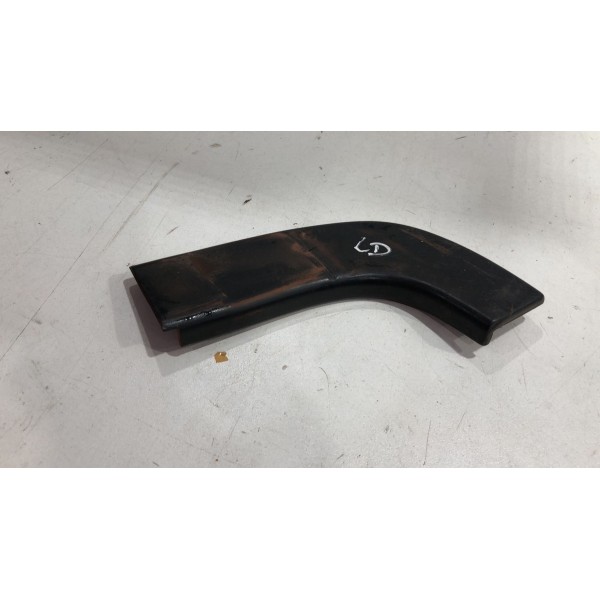 Acabamento Direito Caçamba Traseira Hilux 2012 Á 2015 Acabamento Direito Caçamba Traseira Hilux 2012 Á 2015