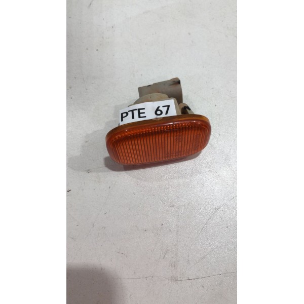 Pisca Seta Do Paralama Toyota Hilux 2012 Á 2015
