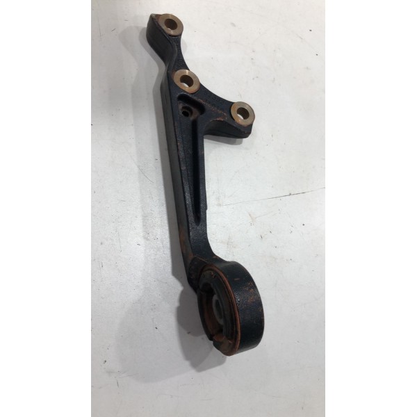 Suporte Diferencial Dianteiro Esquerdo Hilux Sw4 3.0 05/2015