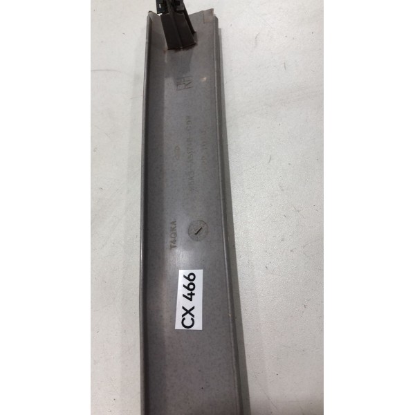 Acabamento Coluna Teto Traseira Direita Focus Hatch 2001/08 Acabamento Coluna Teto Traseira Direita Focus Hatch 2001/08