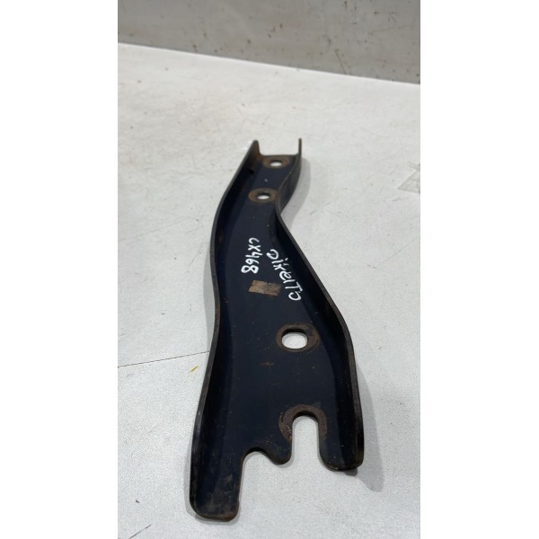 Suporte Parachoque Traseiro Direito Toyota Hilux 2005 Á 2015