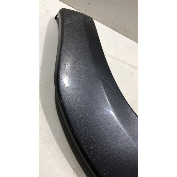 Moldura Paralama Traseiro Direito Hilux 2005 Á 2015