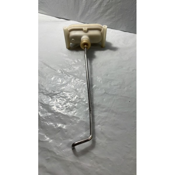 Trava Vácuo Porta Mala Vw Golf Passat Mk3 1994 Á 03 Original