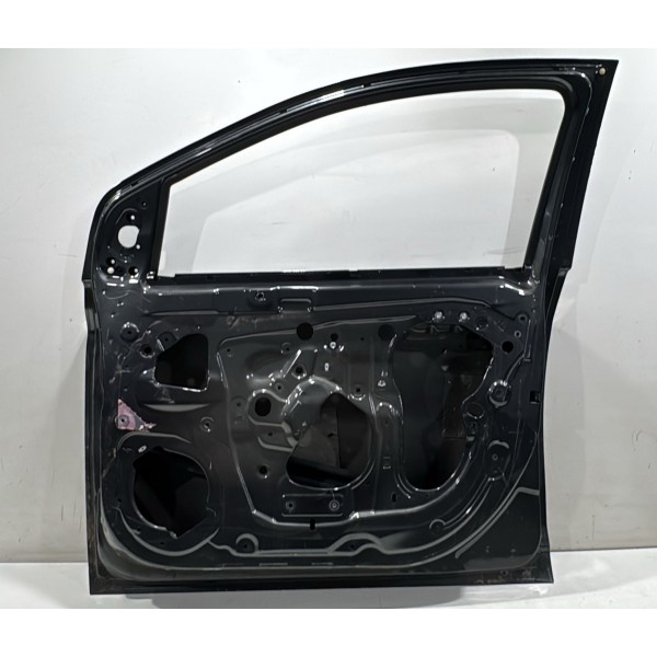 Porta Dianteira Direita Chevrolet Onix Ou Prisma 2013 A 2019 Preta