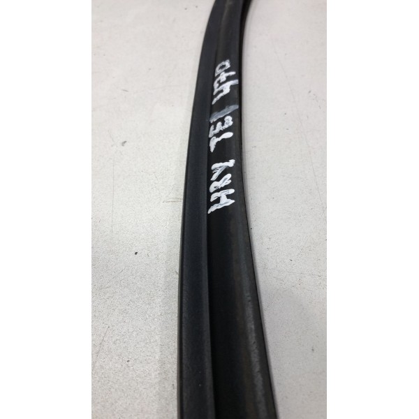 Borracha Inferior Porta Traseira Esquerda Honda Hrv 2017/21