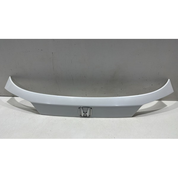 Aplique Moldura Friso Tampa Traseira Honda Hrv 2016 A 2019