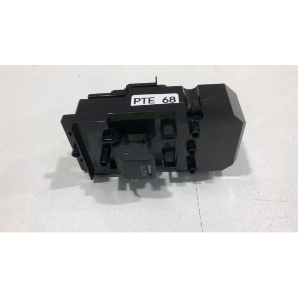 Botão Vidro Elétrico Dianteiro Direito Honda Hrv 2016 A 2021 Botão Vidro Elétrico Dianteiro Direito Honda Hrv 2016 A 2021