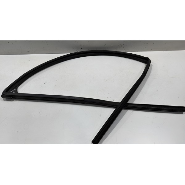 Borracha Canaleta Porta Dianteira Direita Honda Hrv 15 À 19.