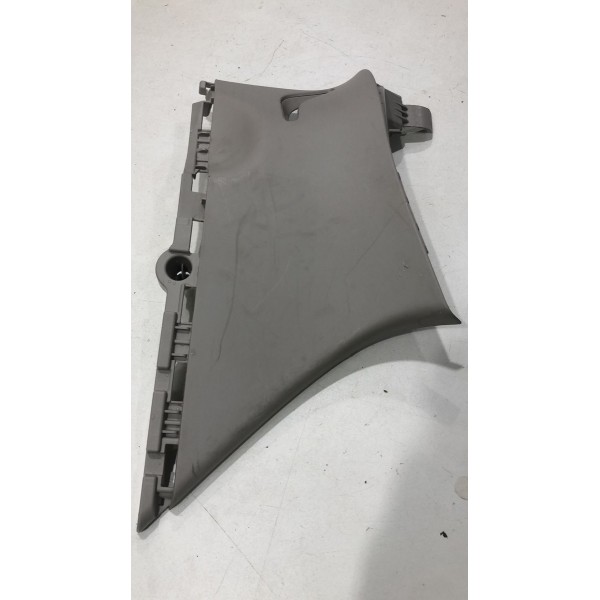 Acabamento Coluna Traseira Direita Hr-v Hrv 2017 Á 2020 Acabamento Coluna Traseira Direita Hr-v Hrv 2017 Á 2020