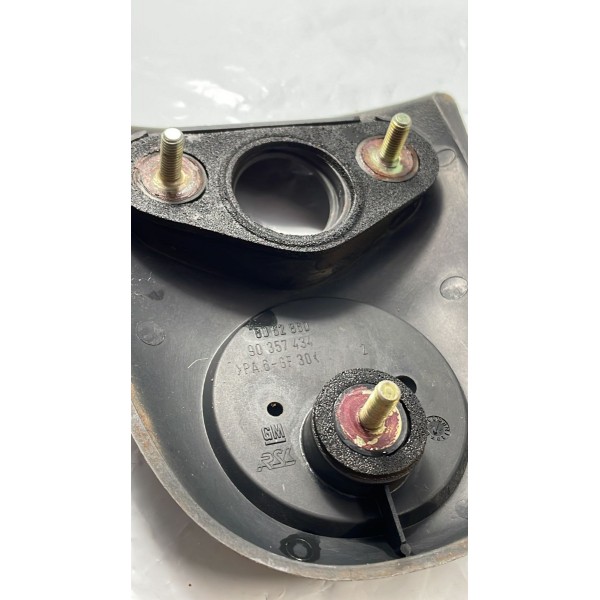 Moldura Puxador Tampa Traseira Porta Malas Gm Corsa Wind