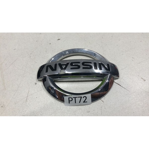 Emblema Cromado Tampa Traseira Nissan March Tiida Versa