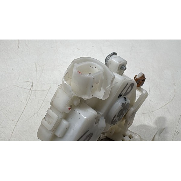 Fechadura Eletrica Dianteira Direita Toyota 2013-2016 Etios
