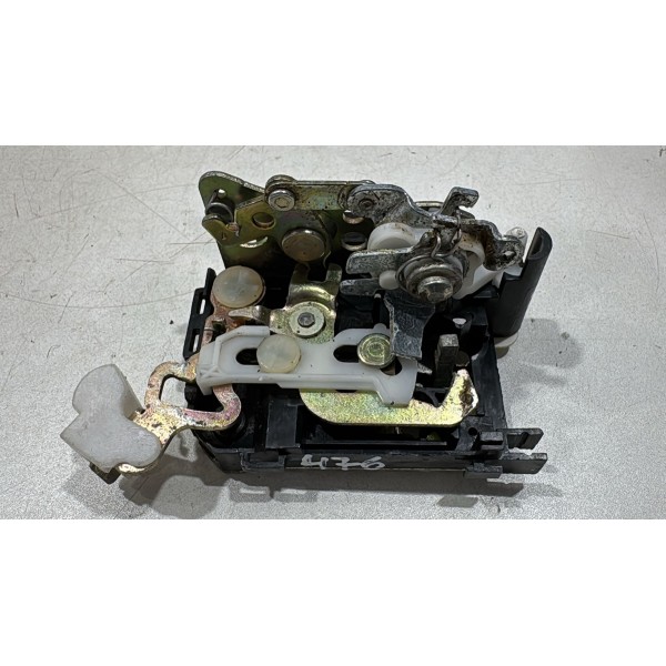Fechadura Dianteira Direita Fiat Palio  2002