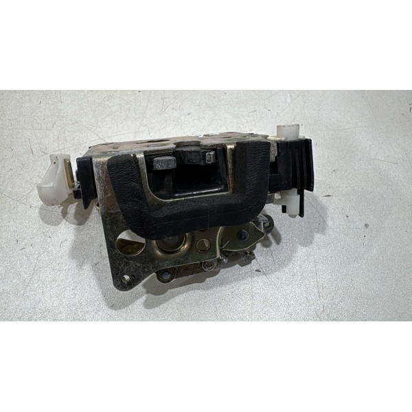 Fechadura Dianteira Direita Fiat Palio  2002