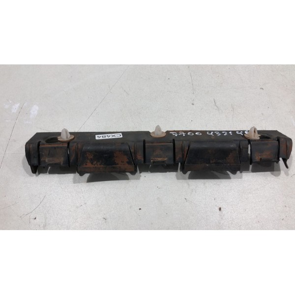 Suporte Guia Parachoque Traseiro Central Clio Sedan 2000-11
