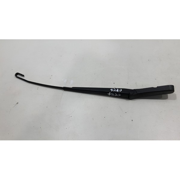 Braço Limpador Direito Parabrisa Dianteiro Gm Zafira 01/08